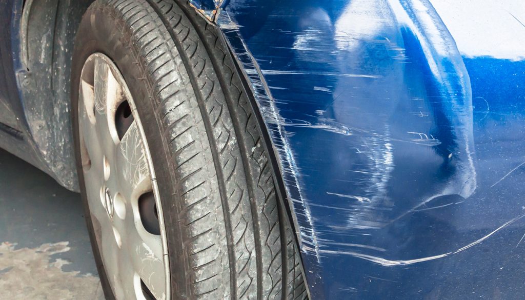 découvrez des méthodes efficaces pour enlever les griffes sur votre voiture, adaptées à toutes les couleurs de carrosserie, et redonnez-lui un aspect impeccable rapidement.