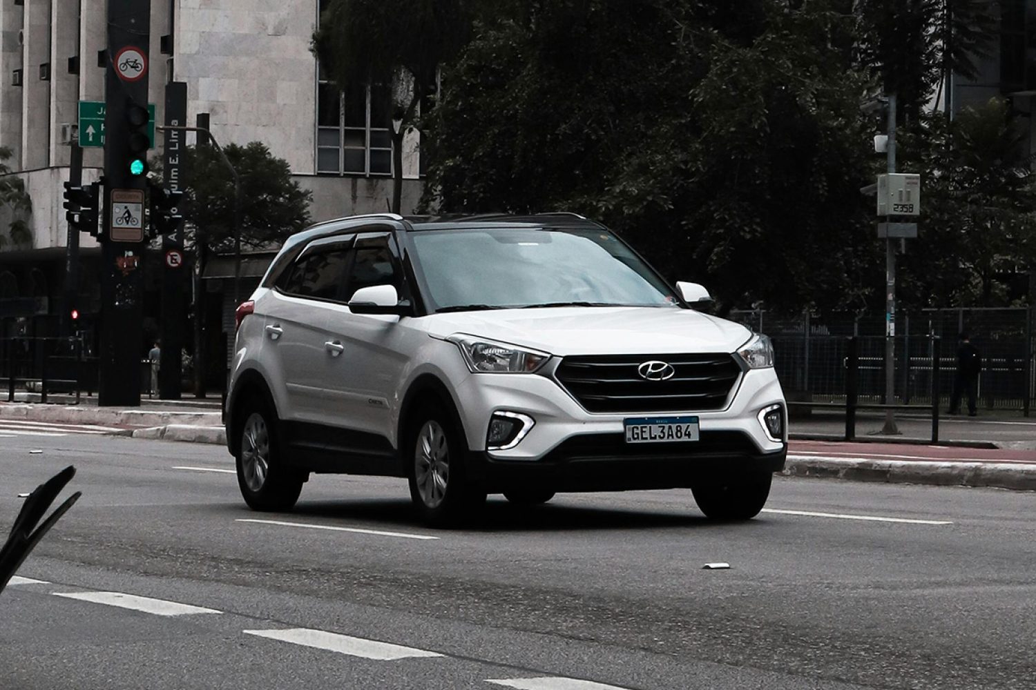 Quelle voiture choisir pour faire moins de 10 000 km par an : les modèles adaptés