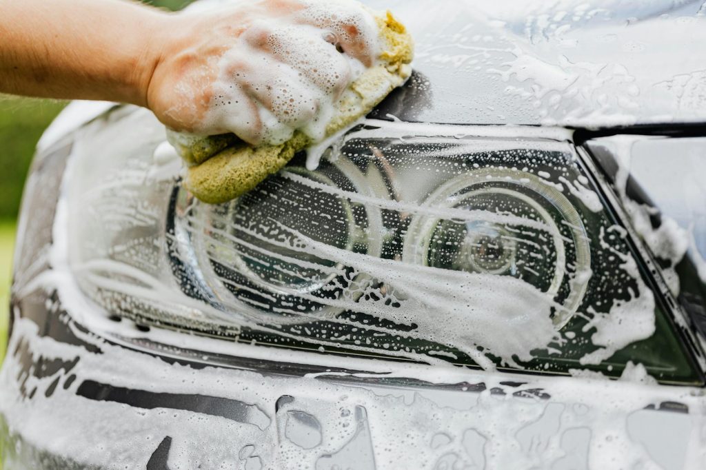 Astuce de grand-mère pour nettoyer — nettoyage phares de voiture ingrédients maison