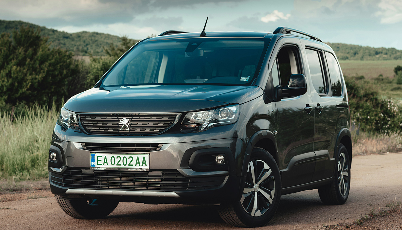 découvrez la durée de vie du moteur 1.2 puretech 130 de peugeot, avec des avis, conseils sur sa fiabilité et des retours d'expérience pour mieux comprendre ses performances.