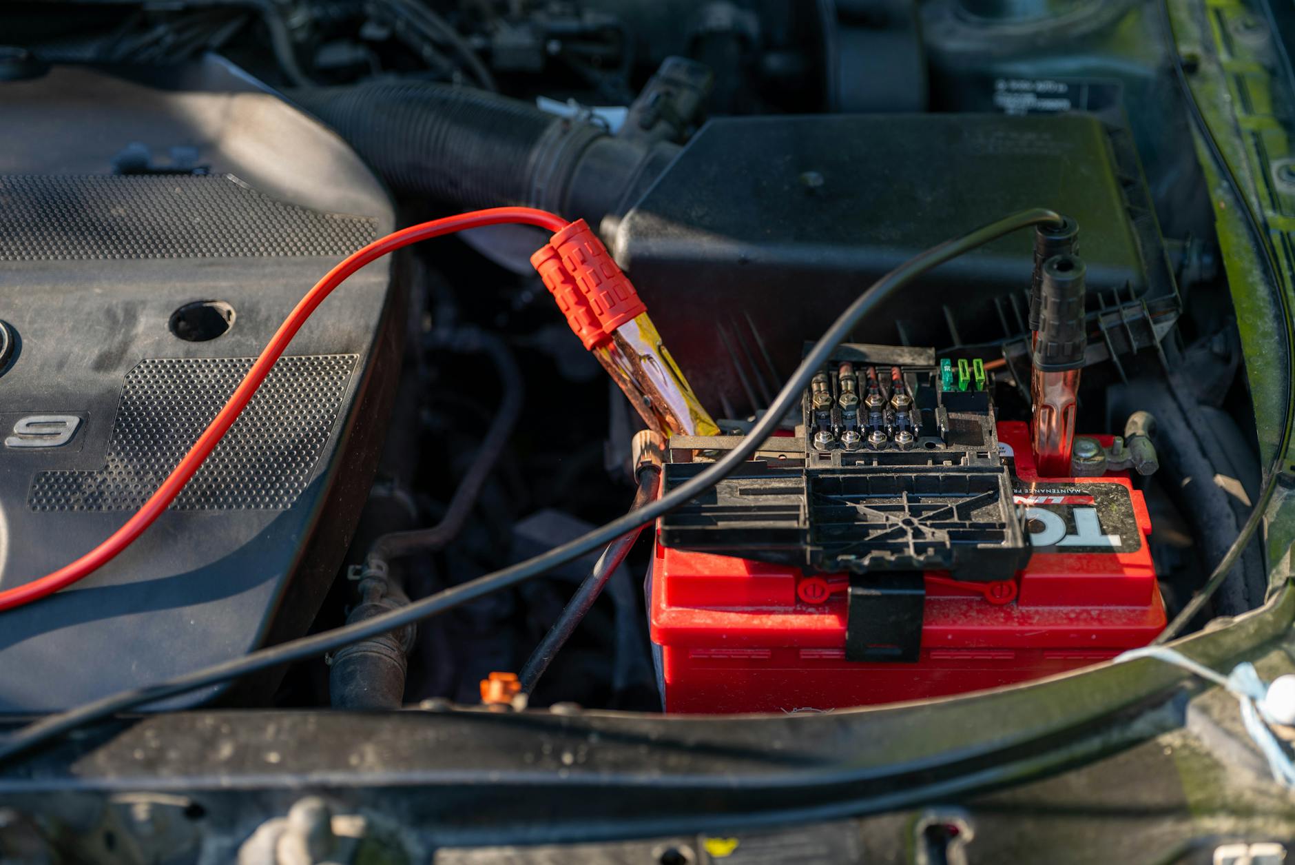 Yaris Cross problème de batterie — dépannage batterie Toyota Yaris Cross