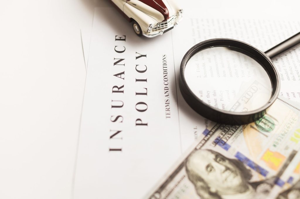 Assurance tous risques que couvre-t-elle — document de police d'assurance automobile