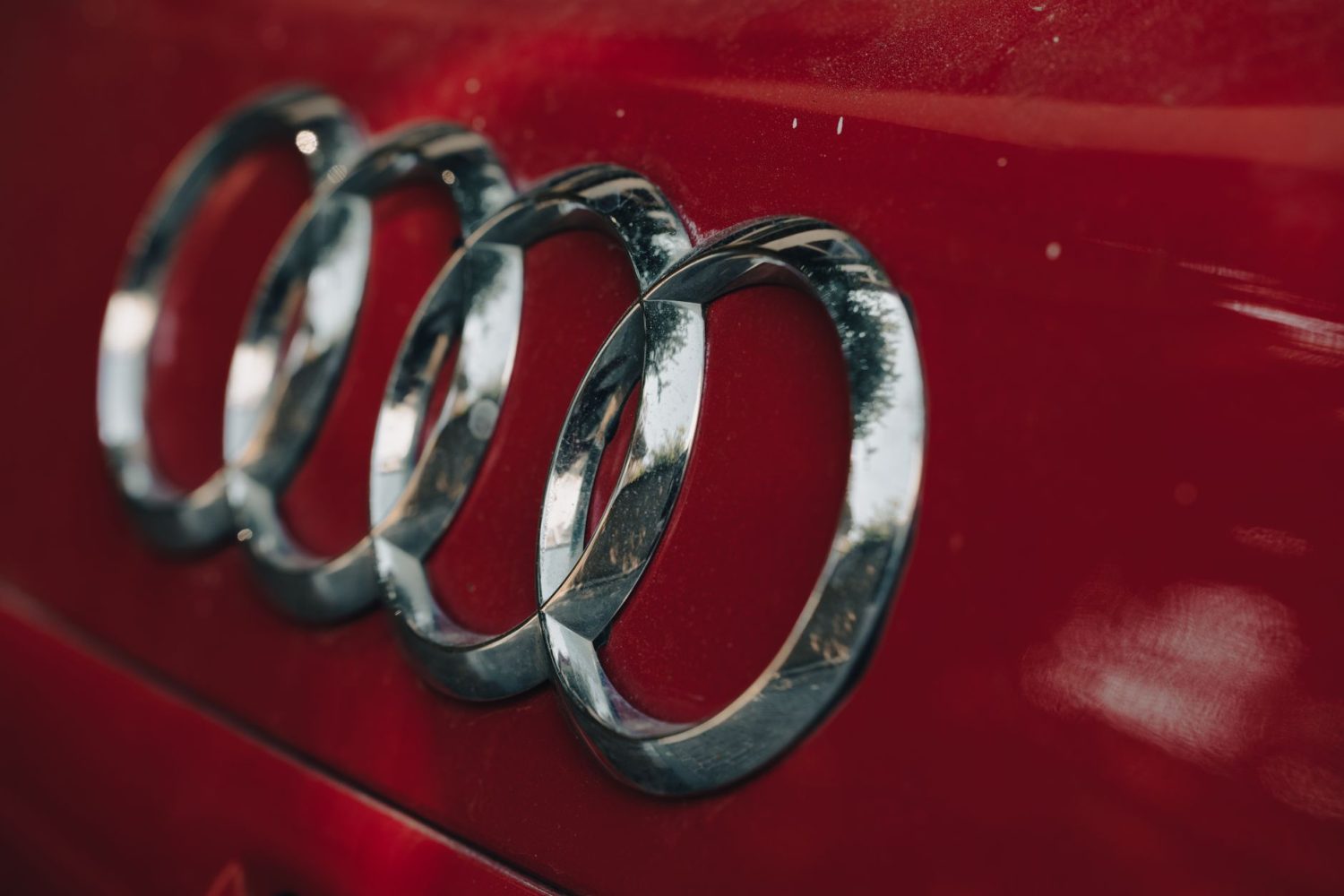 Audi : origine et signification du nom de la célèbre marque automobile allemande