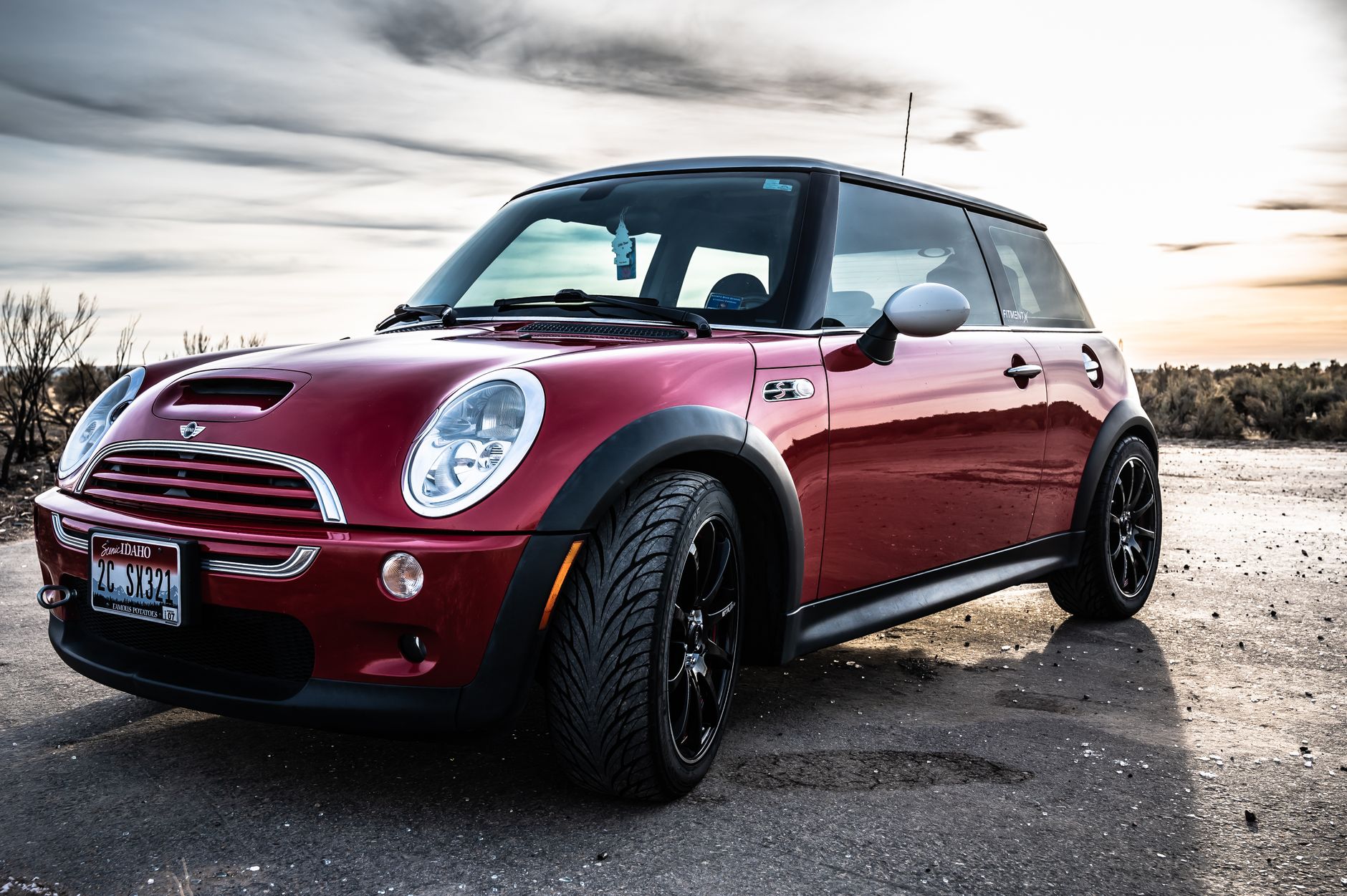 Pression pneu Mini Cooper : impact concret sur performance et sécurité routière — manomètre de pression de pneu Mini Cooper