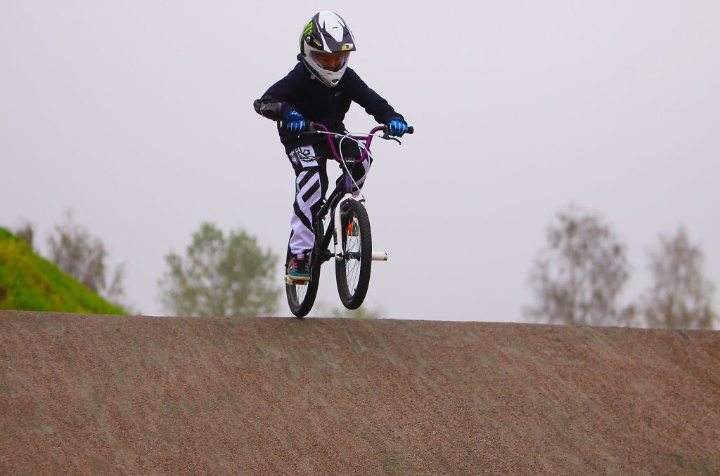 Calendrier BMX 2025 toutes les — compétition BMX coureurs sur piste