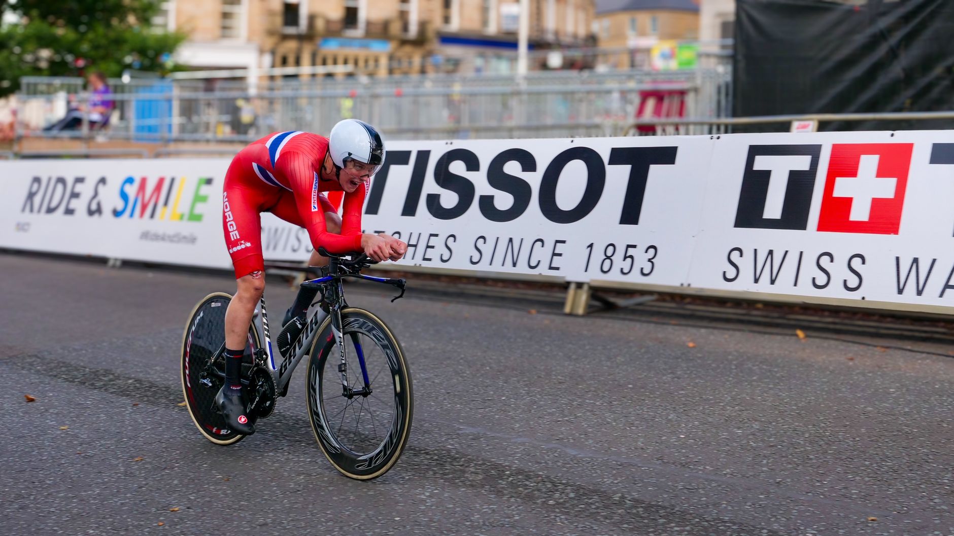 Vitesse moyenne au Tour de France : de Garin aux records modernes — cyclistes en course Tour de France