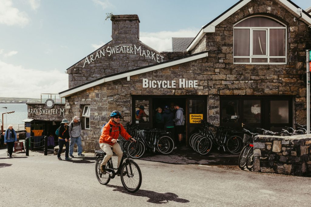 Irlande à vélo itinéraires incontournables — vélos paysage pittoresque irlandais