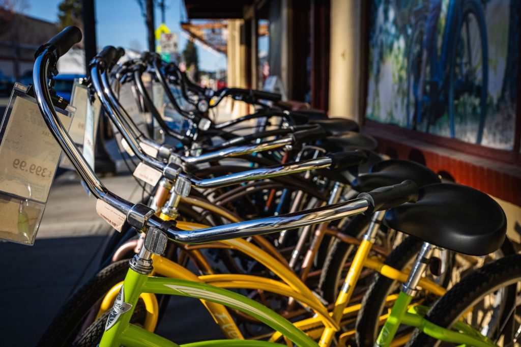 Meilleure marque de vélo comment — différents types de vélos dans un magasin