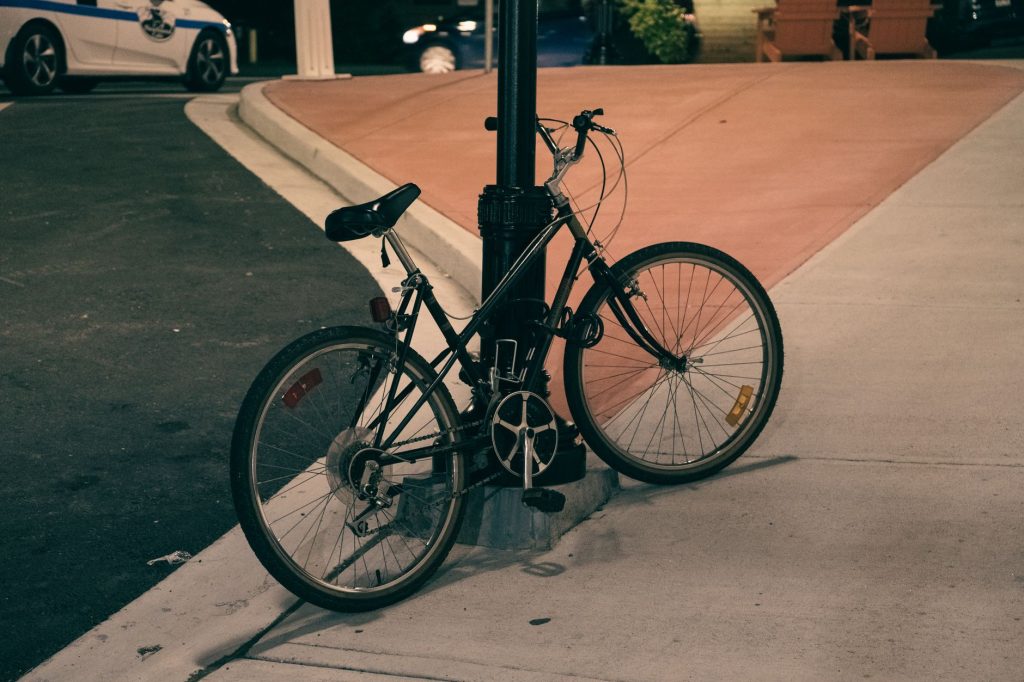 Meilleurs antivols vélo comment choisir — antivol de vélo en milieu urbain