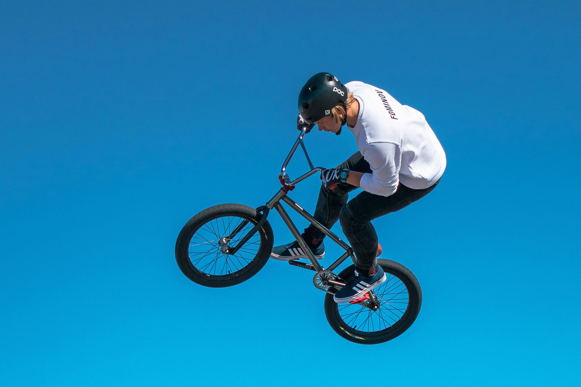 retrouvez les dates, le lieu, les résultats et les classements du championnat de france bmx 2024, ainsi que les temps forts de la compétition.