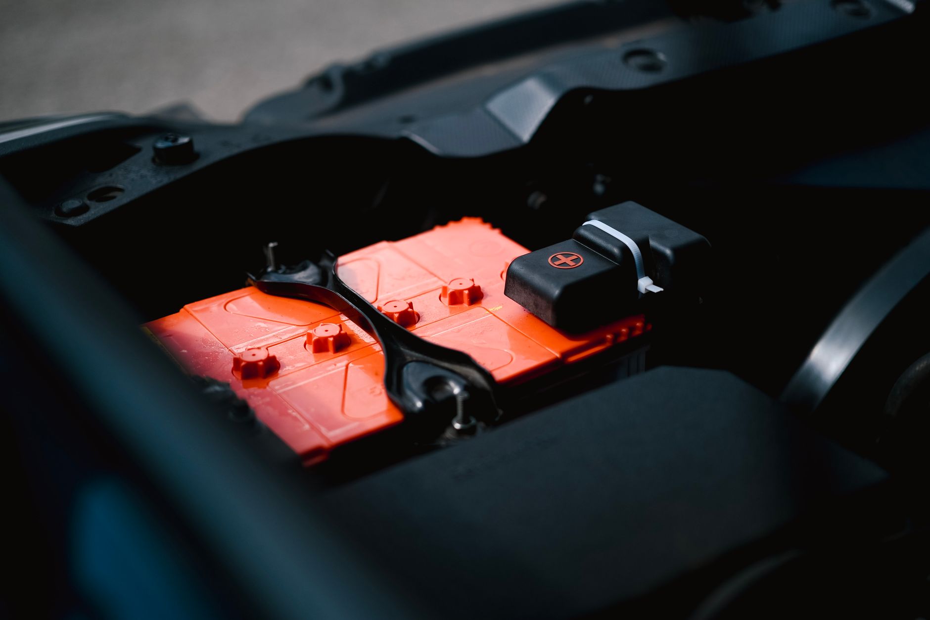 Combien coûte une batterie de — batterie de trottinette électrique gros plan